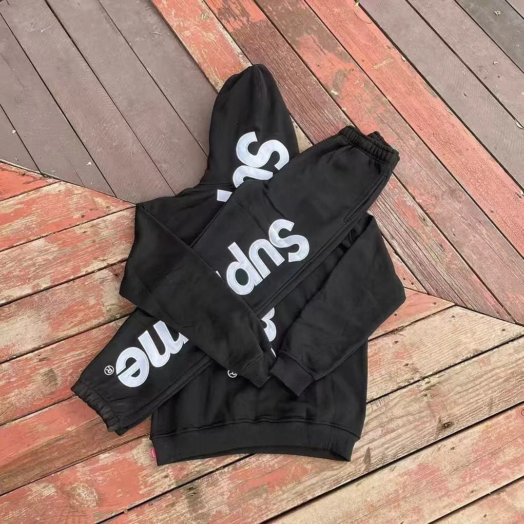 Suprme tracksuit